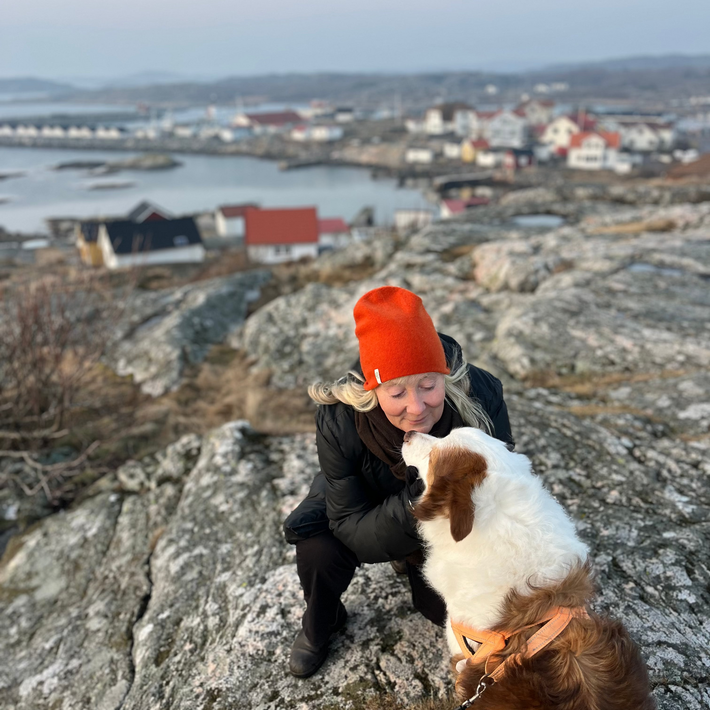 Orange cashmere beanie