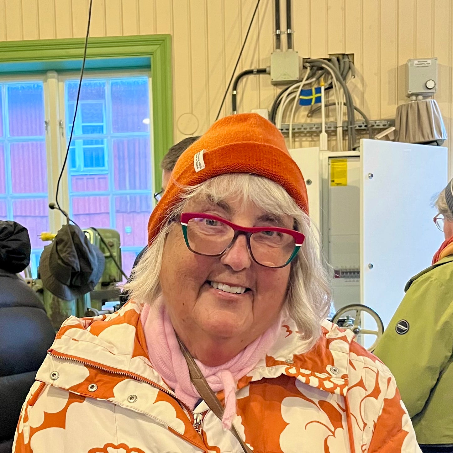 cashmere beanie orange