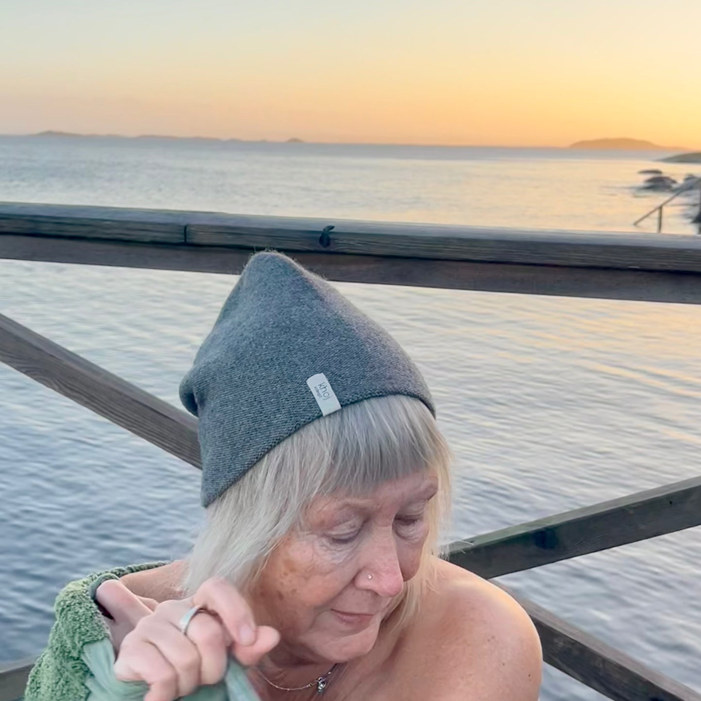 cashmere beanie grey